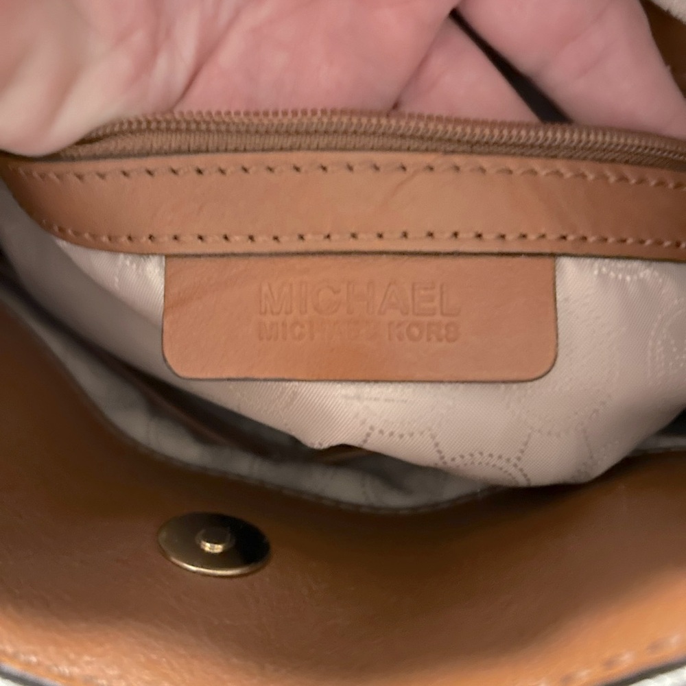 Michael Kors Brown and Cream Signature Tote Bag - Picture 9 of 9